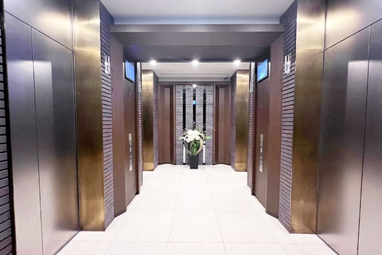 グランドヒルズ恵比寿のエレベーターホール